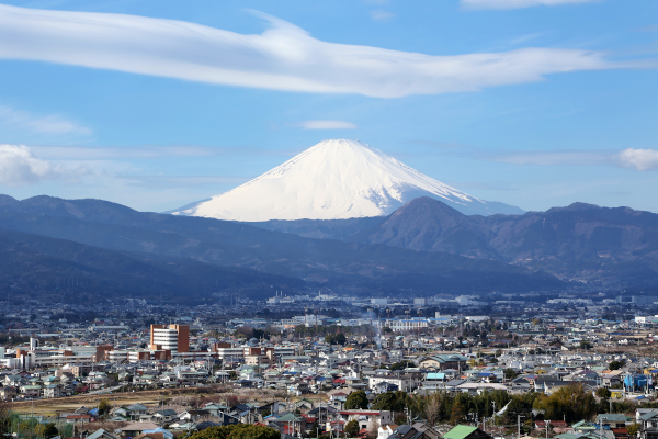 小田原市街から望む富士山